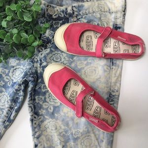 KEEN Pink Mary Jane Maderas Velcro Sneaker, sz 4